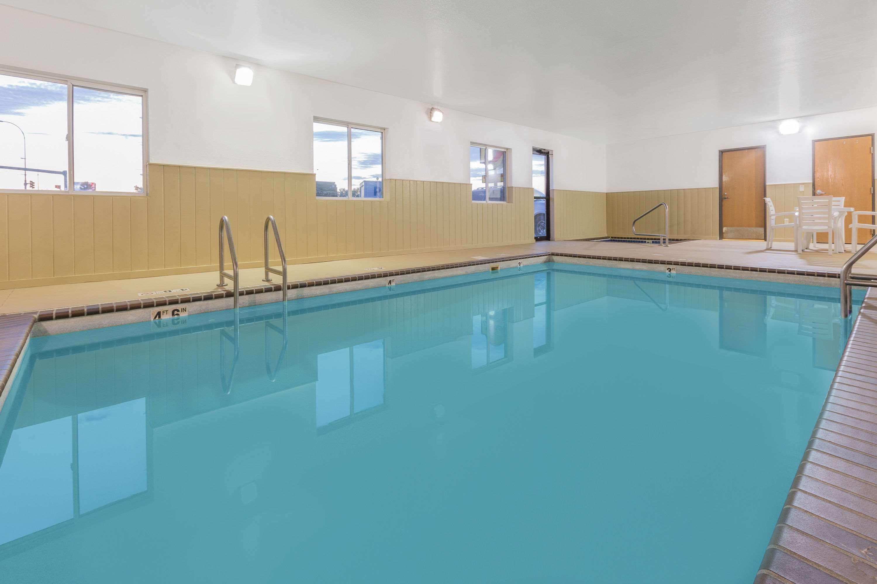 Super 8 By Wyndham Sioux Falls Esterno foto