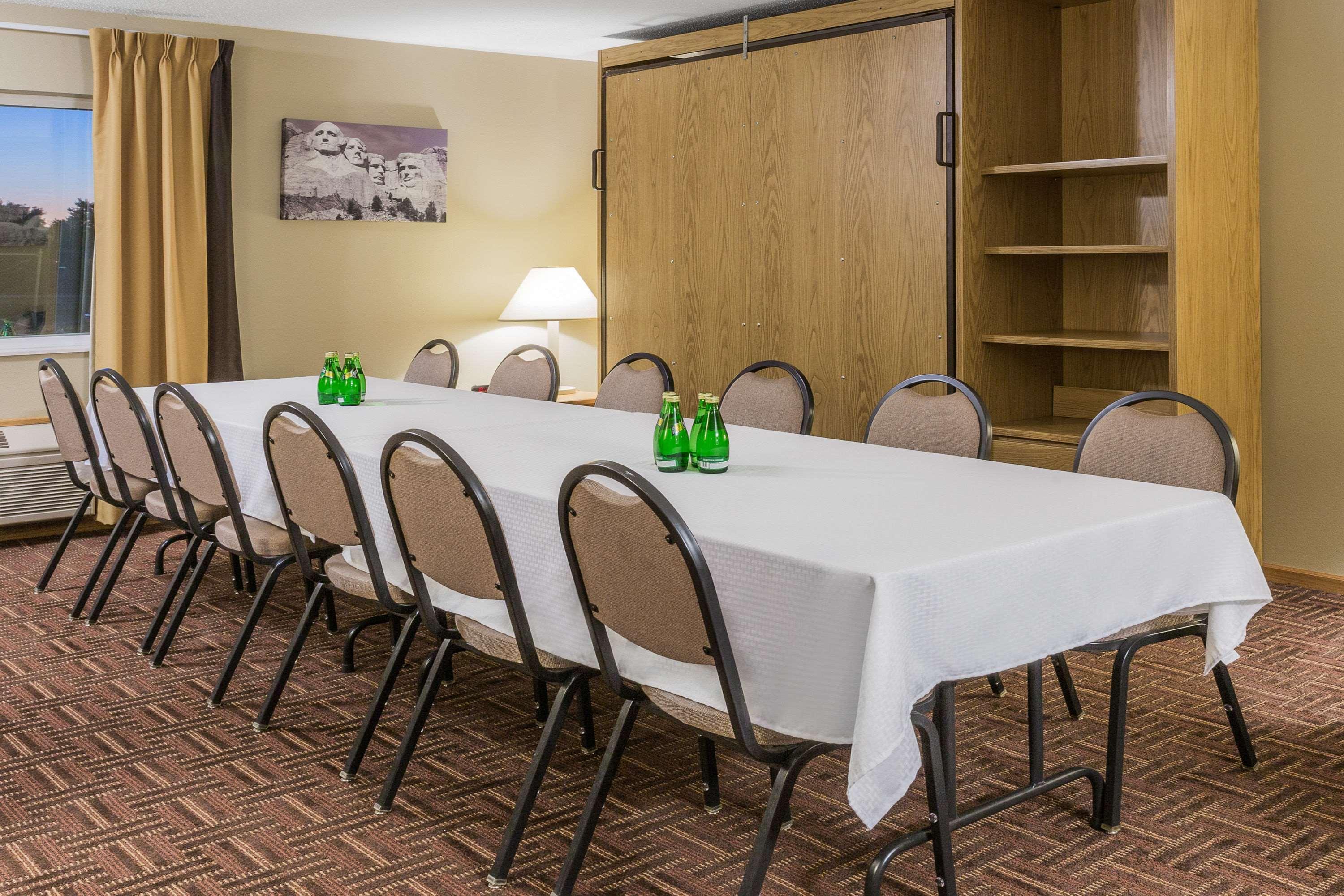 Super 8 By Wyndham Sioux Falls Esterno foto